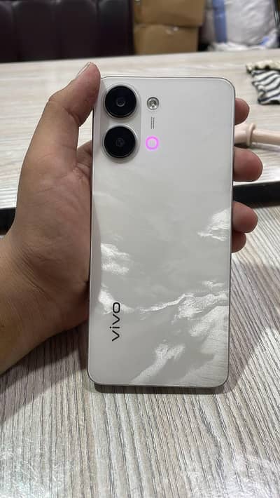 Vivo Y04