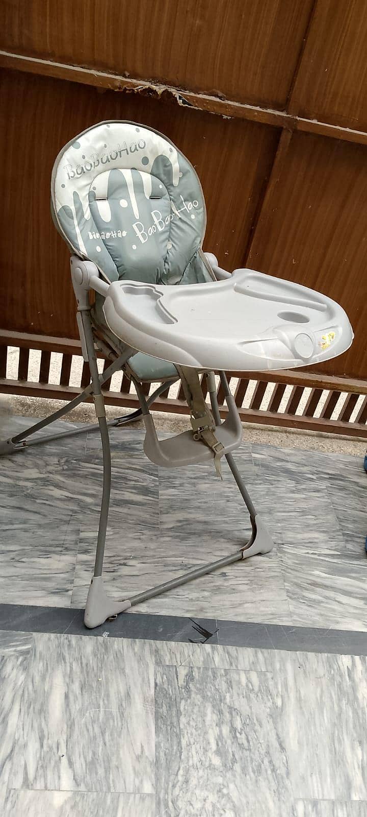 highchair 1