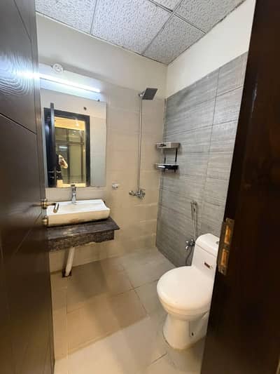 G-13/4 upper portion for rent 10 marla