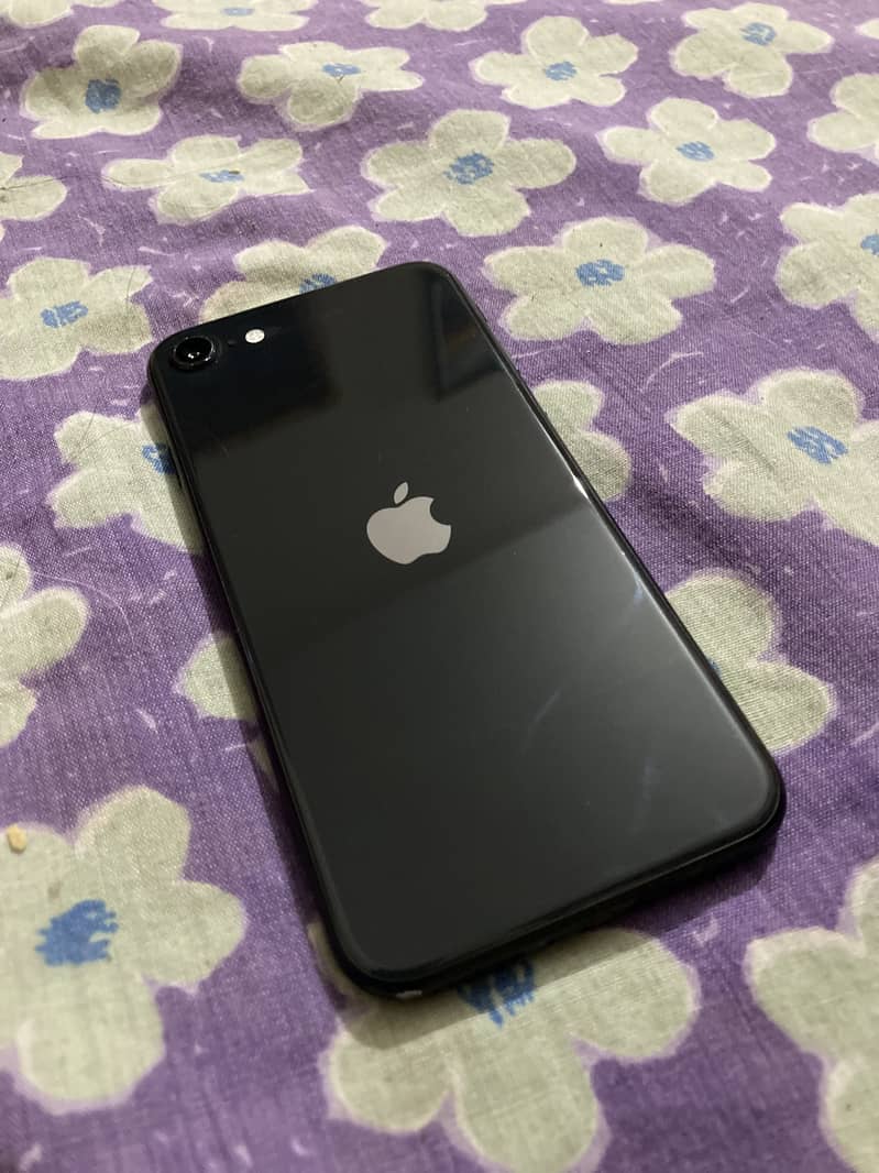 Apple iPhone SE 0