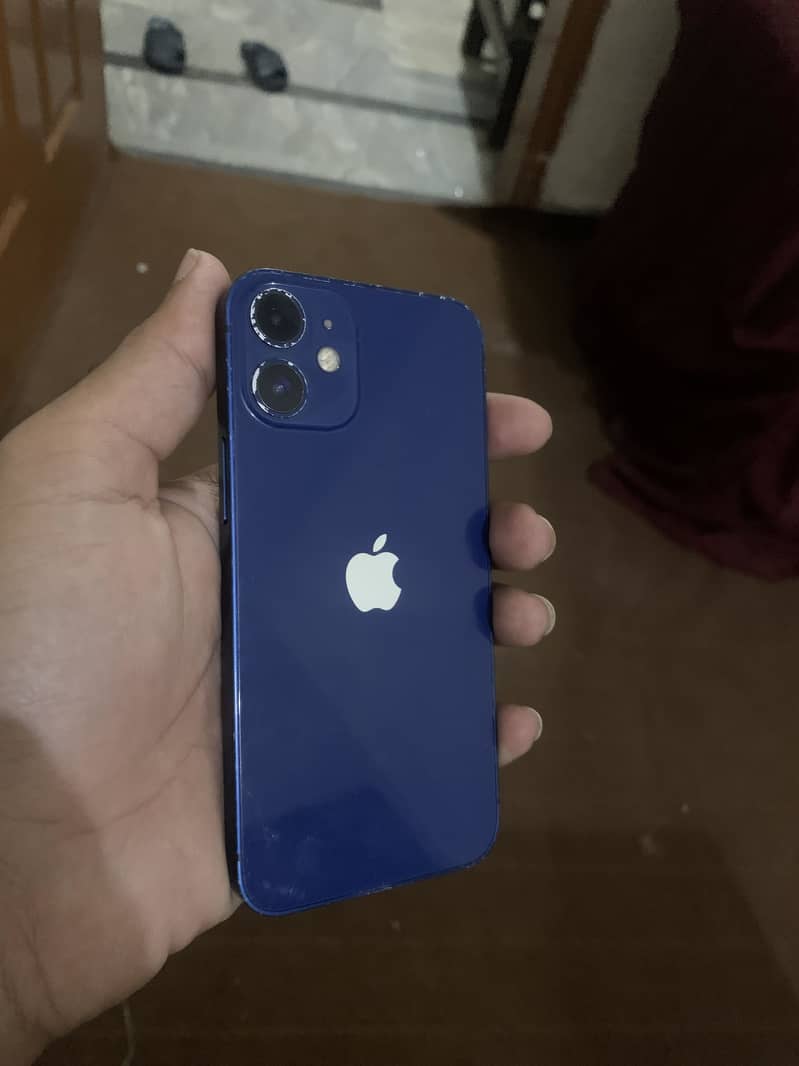 Apple iPhone 12mini 0