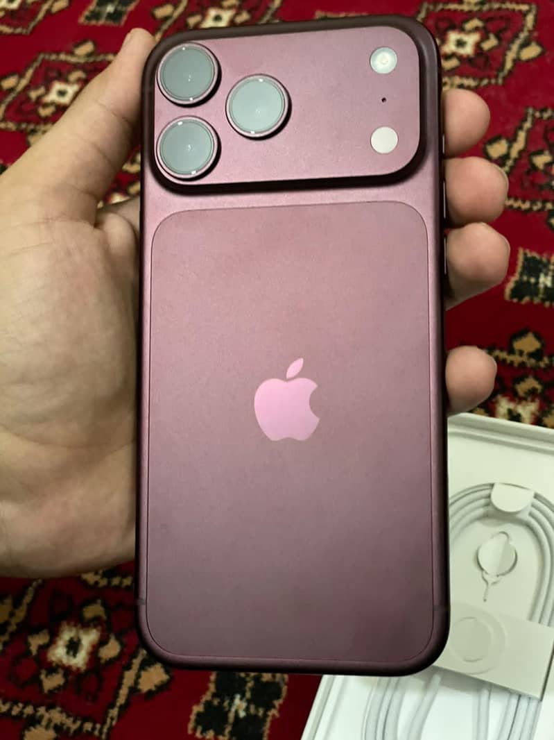 Apple iPhone 18 Pro Max 1