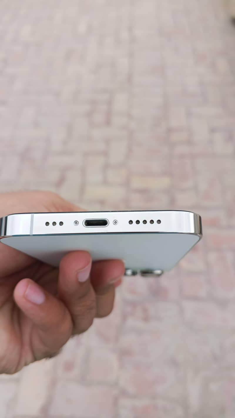 Apple iPhone 13 Pro 5