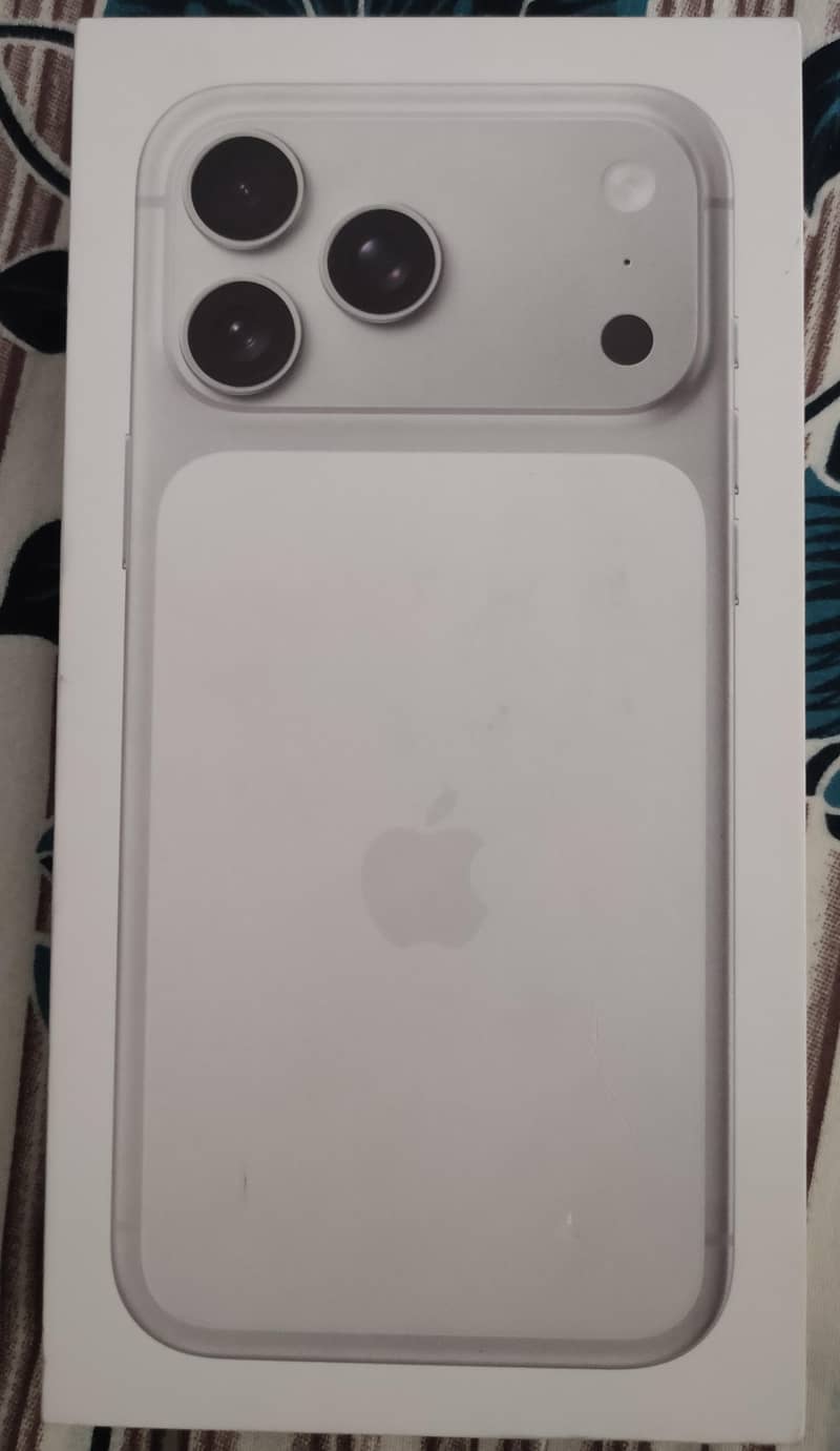 Apple iPhone 17 Pro Max 0