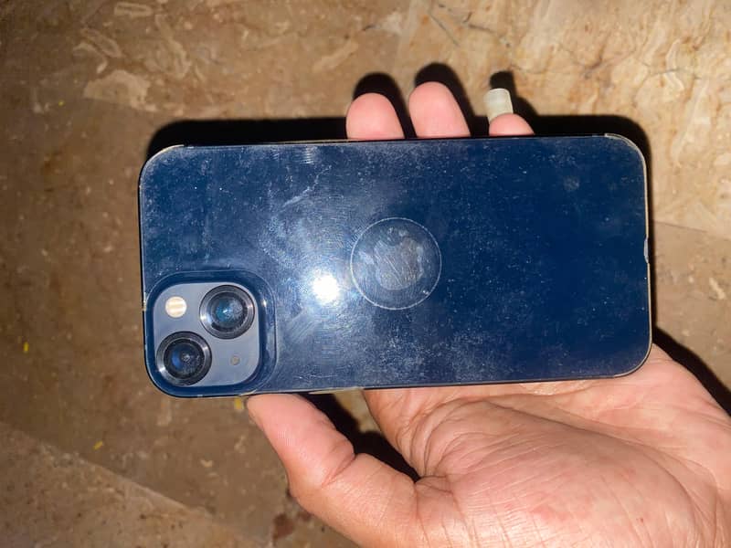 Apple iPhone 13 1