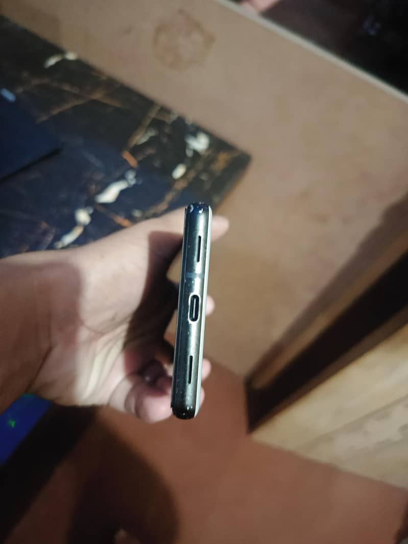 Google Pixel 6a 4