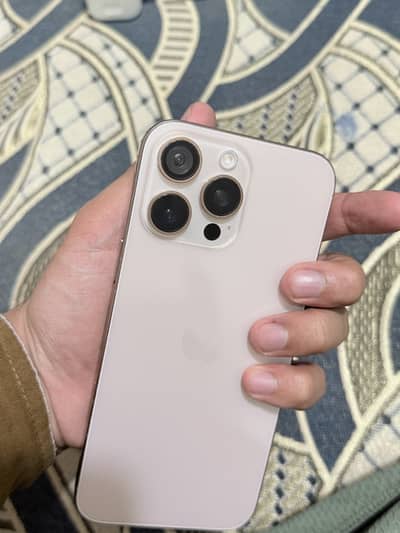 Apple iPhone 16 Pro Max