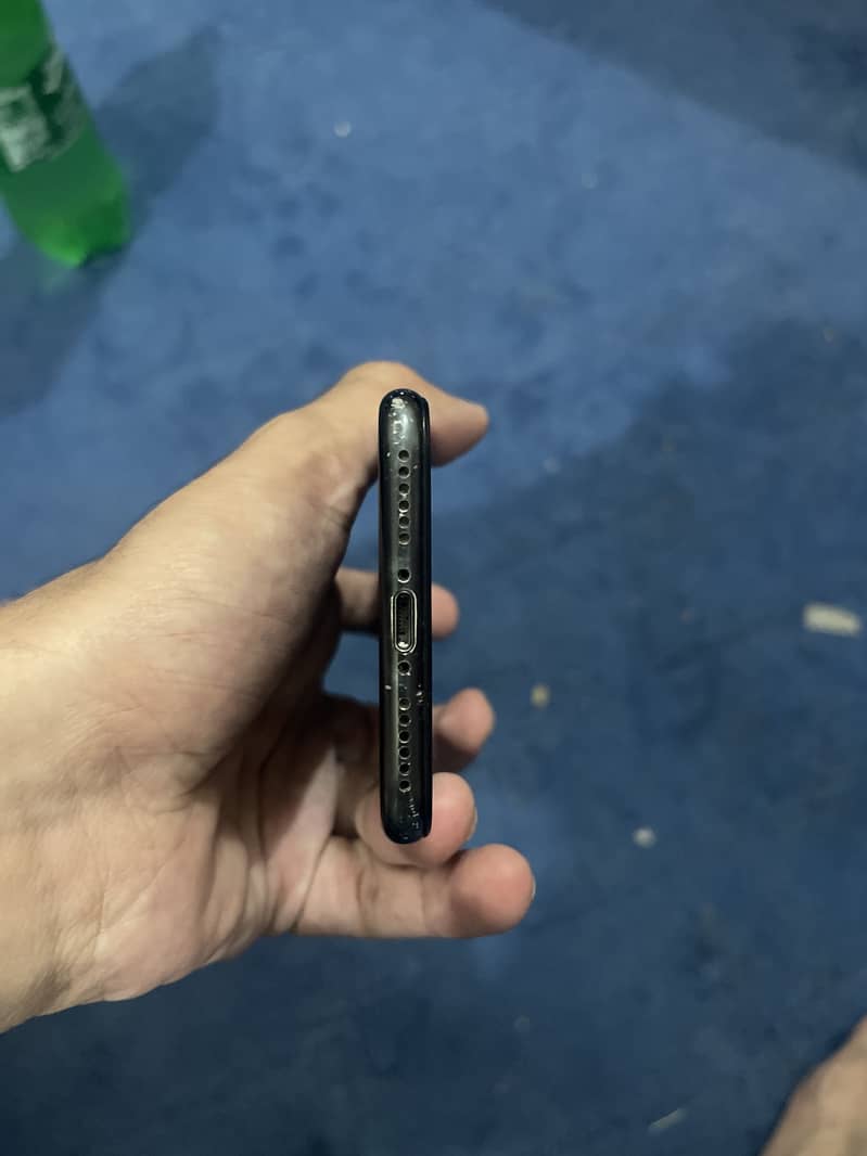 Apple iPhone 7 4