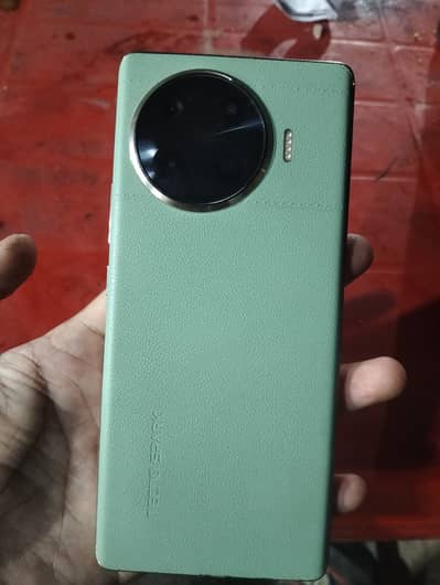 Tecno Spark 20 Pro Plus