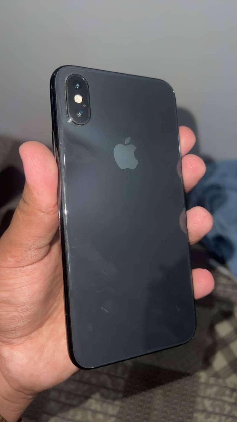Apple iPhone XS 5