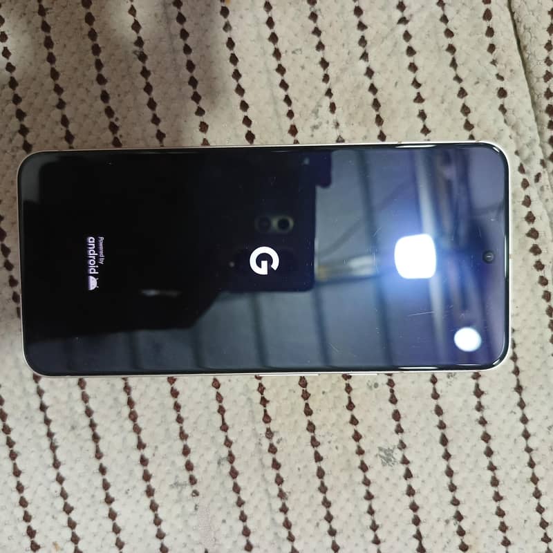 Google Pixel 8 2