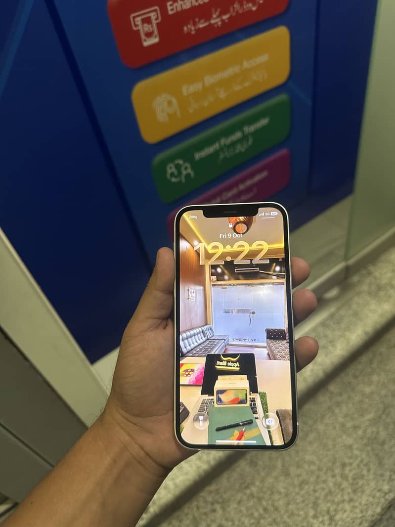 Iphone 12 FU 4