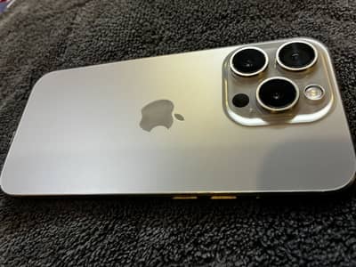 Apple iPhone 15 Pro