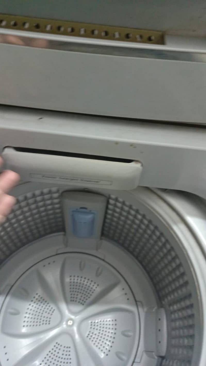 Haier Automatic washing machine 3