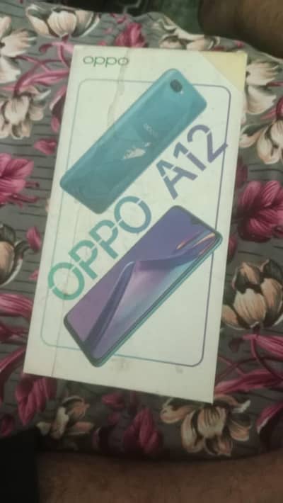 OPPO A12
