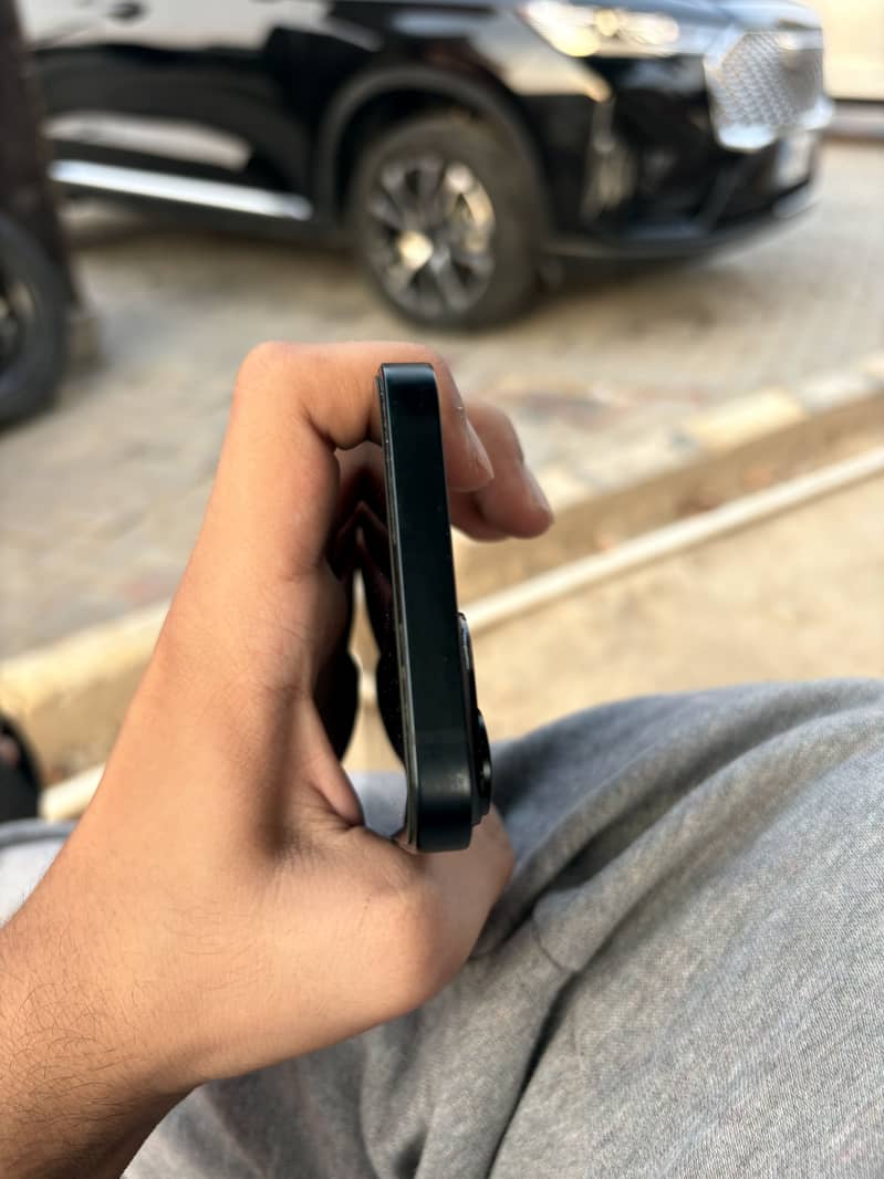 Apple iPhone 14(MDM) 4