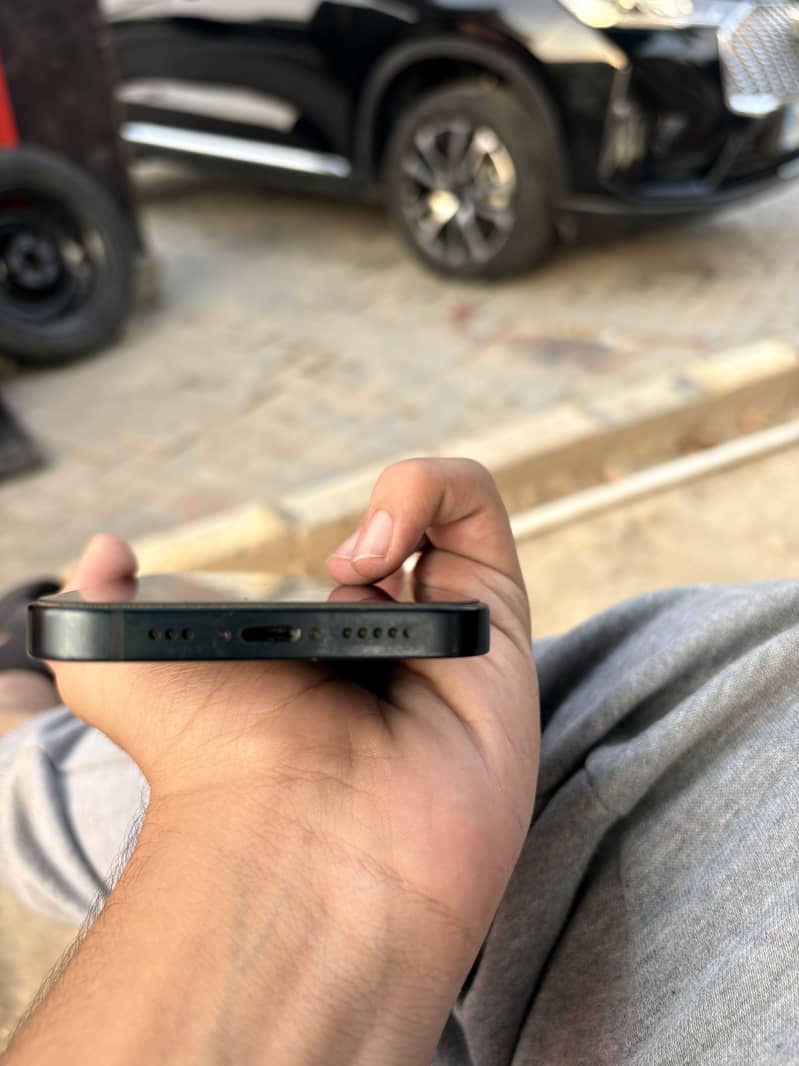 Apple iPhone 14(MDM) 5