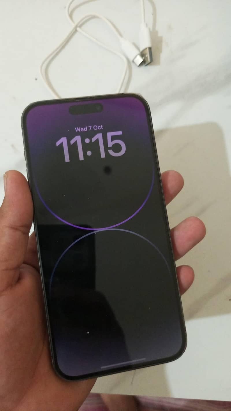 Apple iPhone 14 Pro Max 1