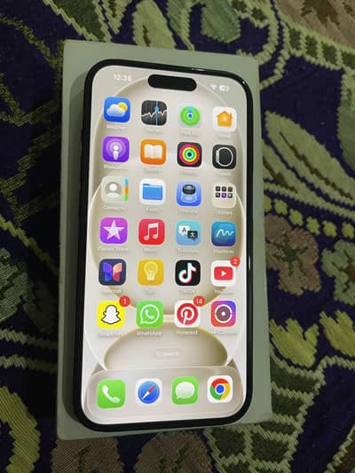 Apple iPhone 15