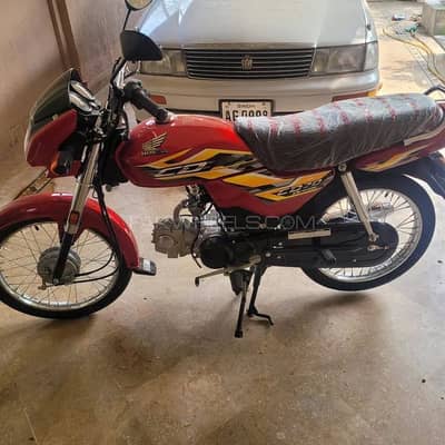 Honda CD 70 Dream | Model 2025 |Use Only Call | Urgent Sale Honda
