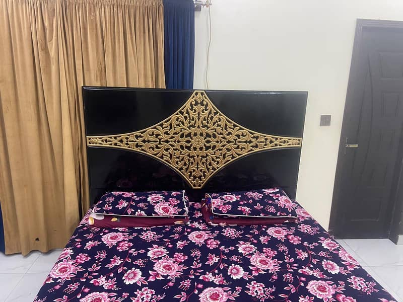 Bed or drasing table 2