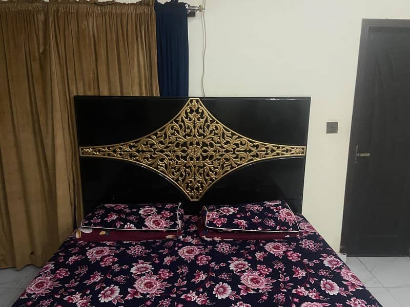 Bed or drasing table 4