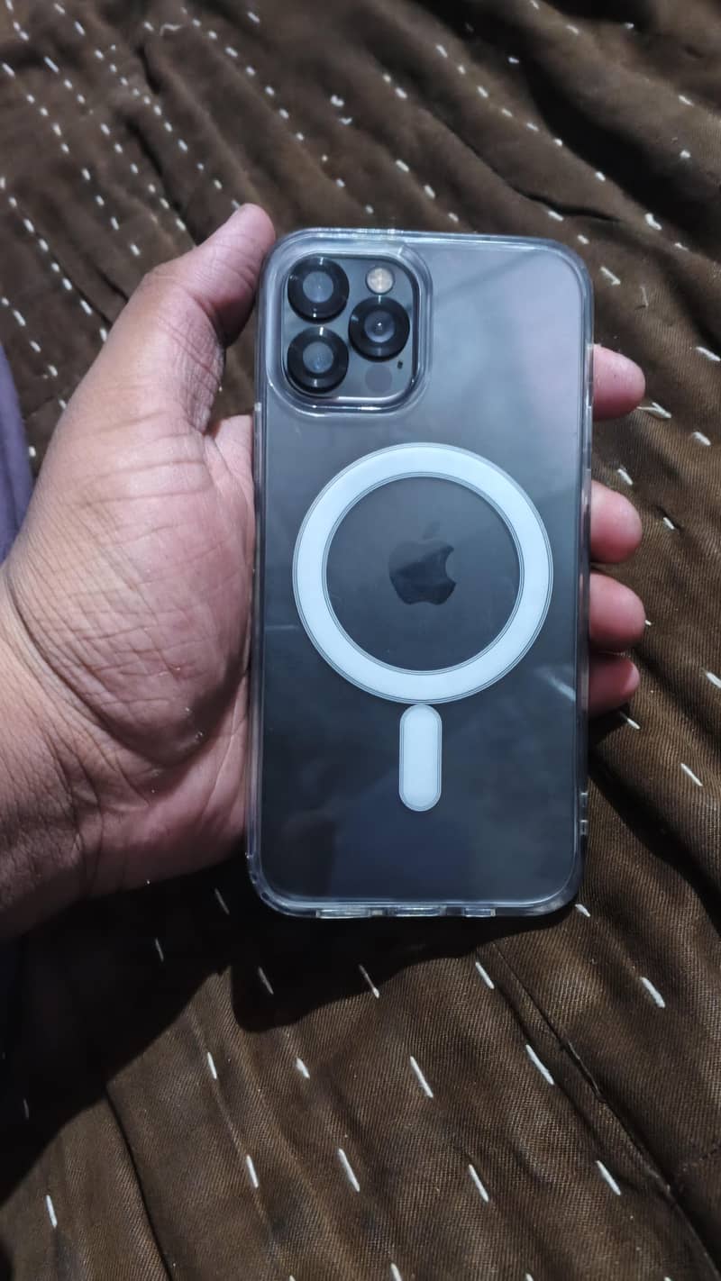 Apple iPhone 12 Pro 3