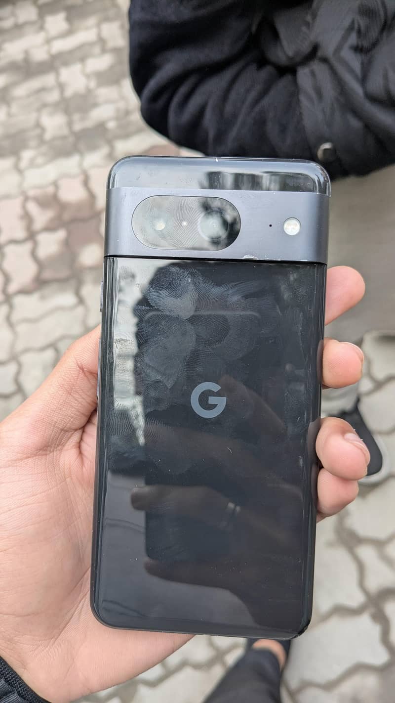 Google Pixel 8 1
