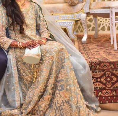 wedding dress