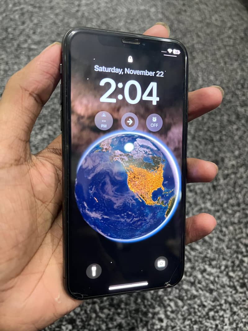 Apple iPhone XS 3