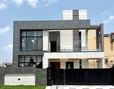 Bahria town new house 1st floor available for rent 10-11 marla