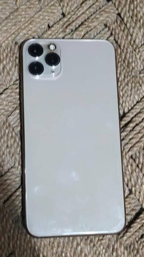 Apple iPhone 11 Pro Max 0