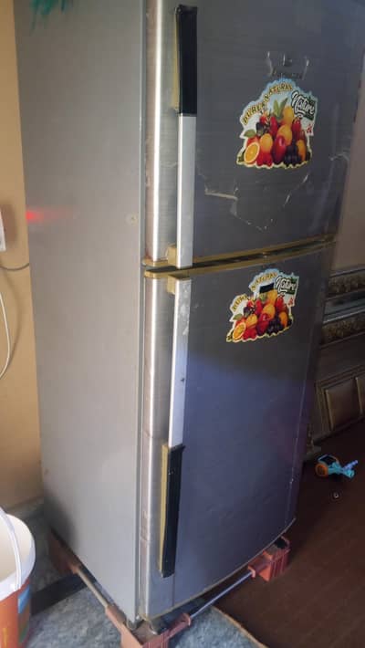 super working fridge