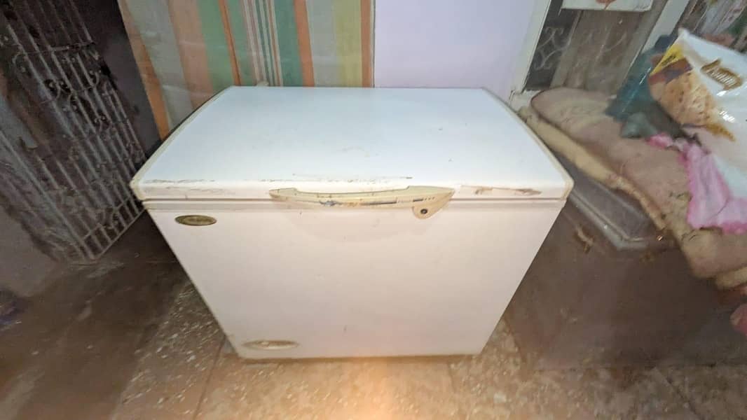 waves deep freezer 7