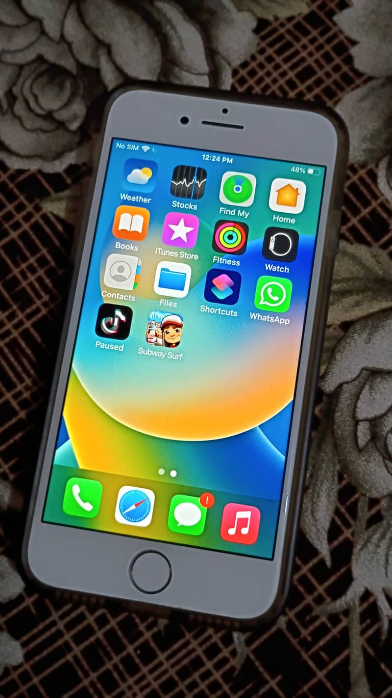 Apple iPhone 8 0