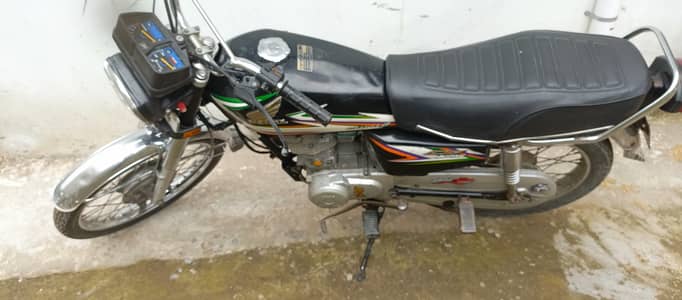 Honda CG 125 2016 For sale urgent location barakahu