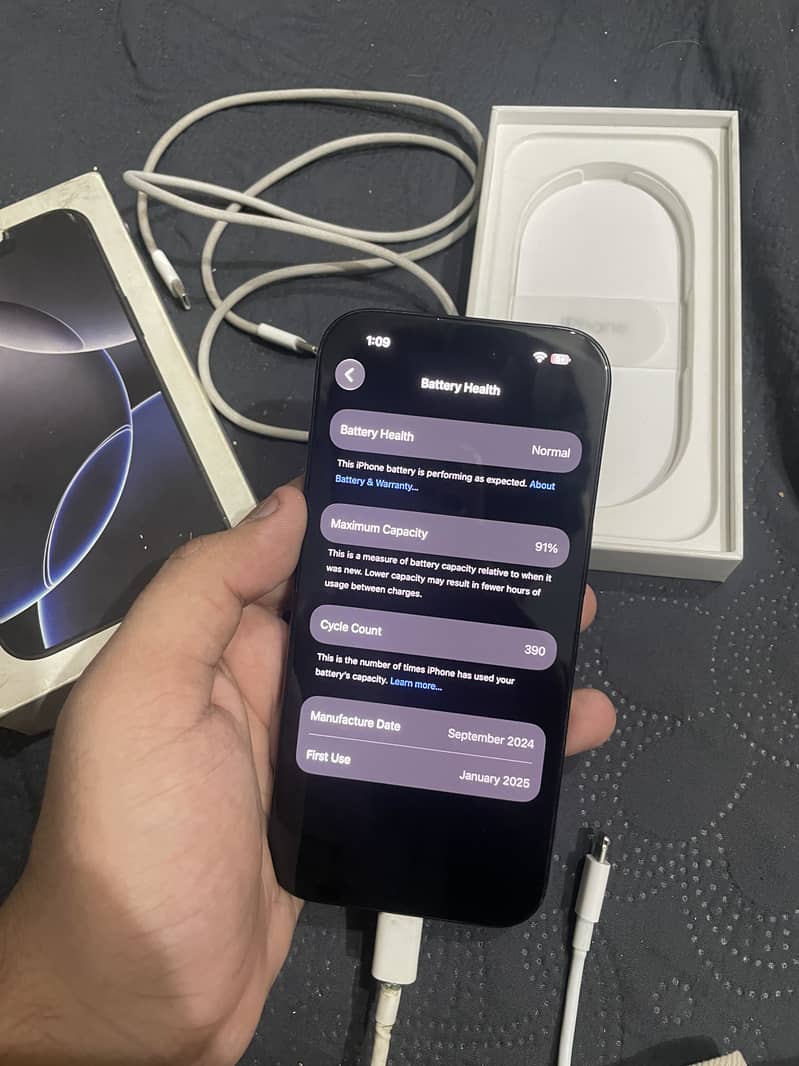 iPhone 16 Pro jv 6