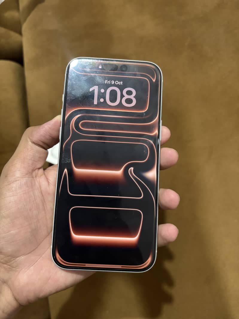 Apple iPhone 17 Pro Max 1