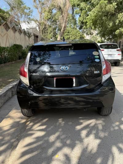 Toyota Aqua 2015