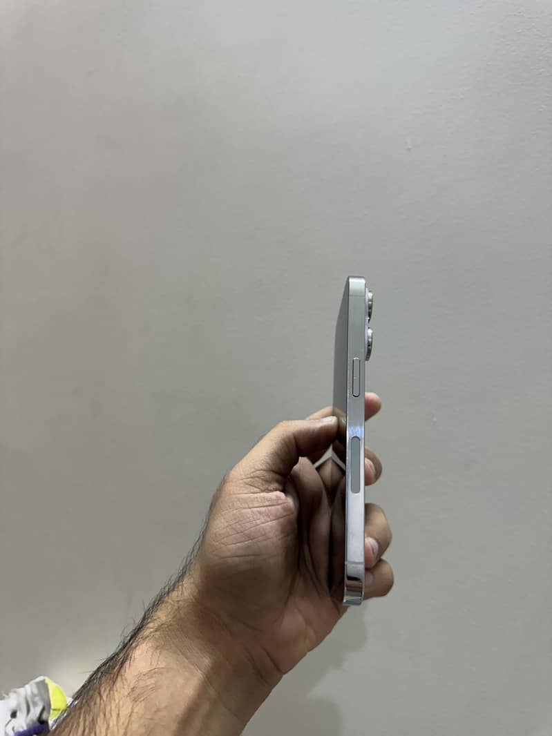 IPhone 14 Pro 3