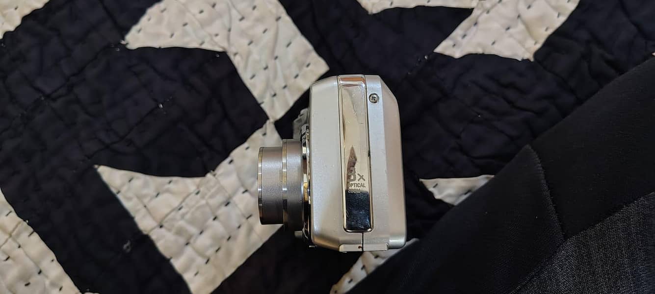 camera 3