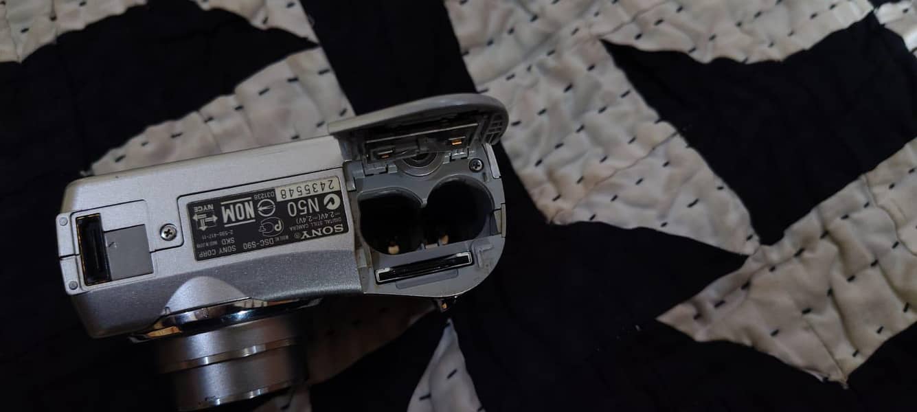 camera 4