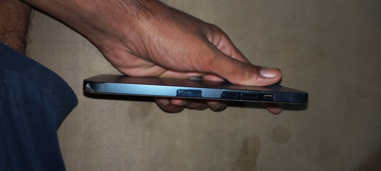 Apple iPhone 12 Pro Max 3
