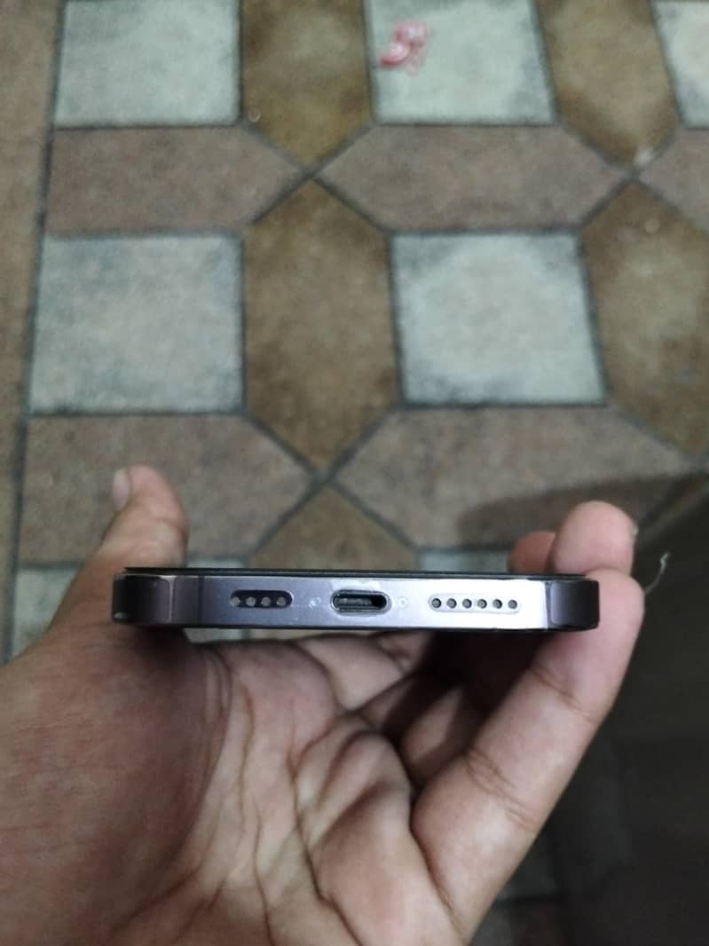 Apple iPhone 14 Pro Max 3