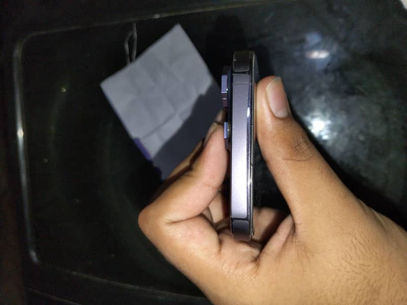 Apple iPhone 14 Pro Max 4