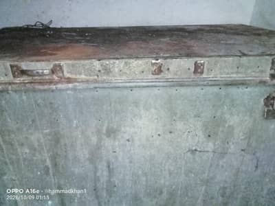 TRUNK,PATTI FOR SALE