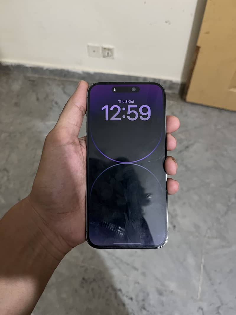 Apple iPhone 14 Pro Max 9