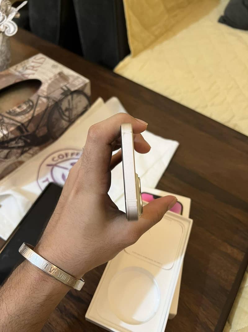 Apple iPhone 14 jv 3