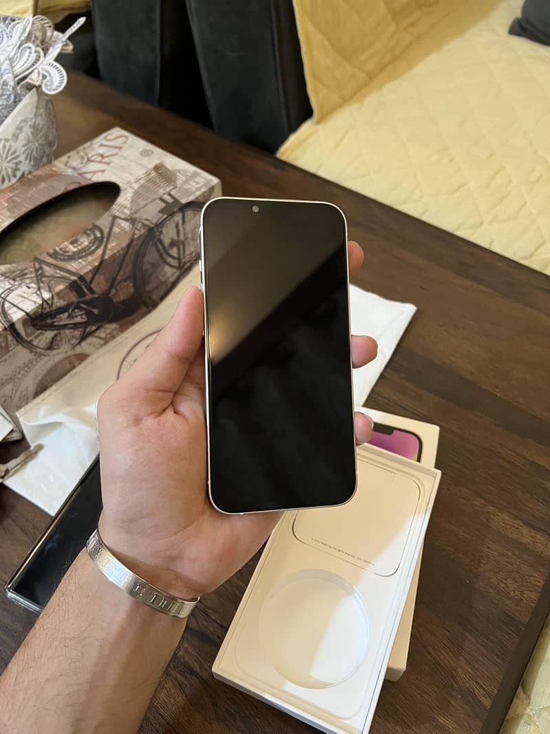 Apple iPhone 14 jv 5