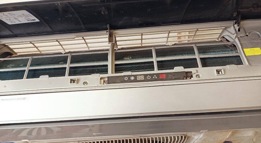 Gree split G10  inverter 3